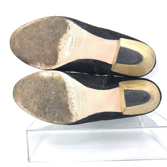 MAISON MARGIELA Archival Suede Bootie | Black Italian-Made Minimalist Luxe Boots - Picture 9 of 14